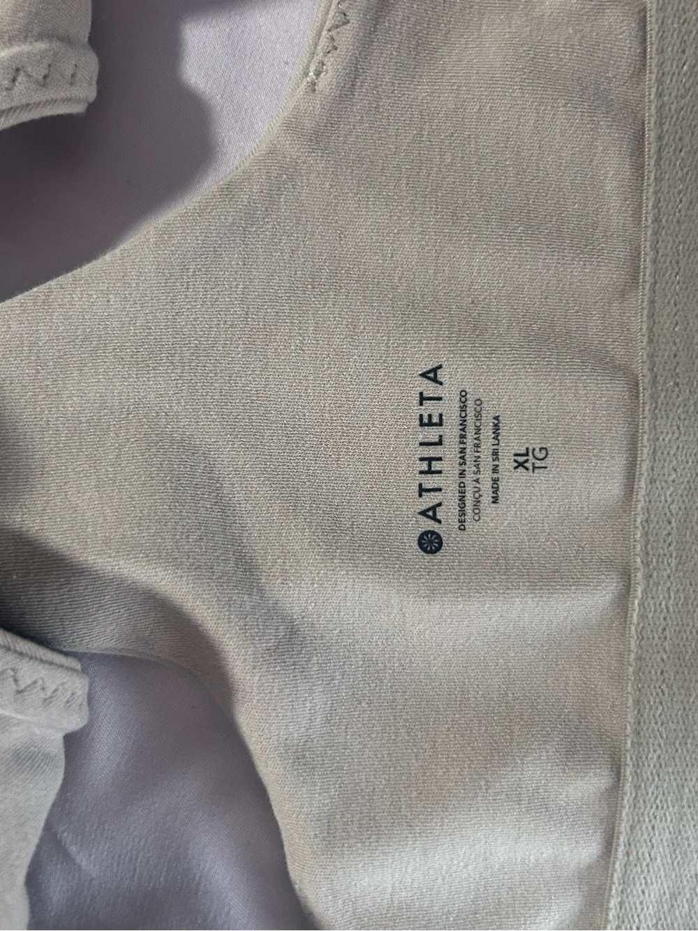 Athleta Racerback bra XL - Picture 3 of 3